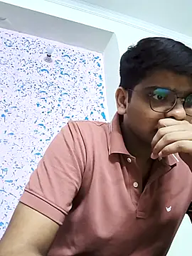 Snapshot of sutfvkii chatting on September 18, 2025, 1:35 pm sutfvkii online show from September 18, 2025, 1:35 pm