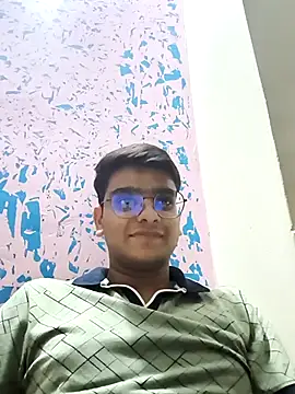 Snapshot of sutfvkii chatting on September 22, 2025, 6:10 pm sutfvkii online show from September 22, 2025, 6:10 pm