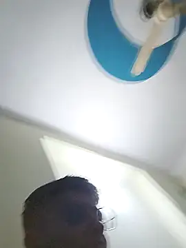 Snapshot of sutfvkii chatting on September 23, 2025, 4:10 pm sutfvkii online show from September 23, 2025, 4:10 pm