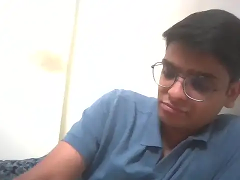 Snapshot of sutfvkii chatting on September 28, 2025, 7:19 pm sutfvkii online show from September 28, 2025, 7:19 pm