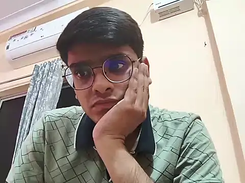 Snapshot of sutfvkii chatting on October 10, 2025, 12:15 pm sutfvkii online show from October 10, 2025, 12:15 pm