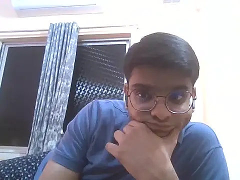 Snapshot of sutfvkii chatting on October 15, 2025, 1:00 pm sutfvkii online show from October 15, 2025, 1:00 pm