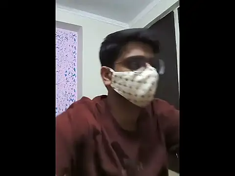 Snapshot of sutfvkii chatting on October 25, 2025, 5:30 pm sutfvkii online show from October 25, 2025, 5:30 pm