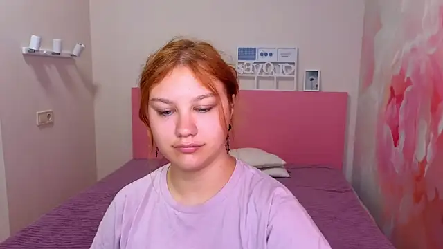 AngelinaLow online show from June 26, 2026, 11:25 am