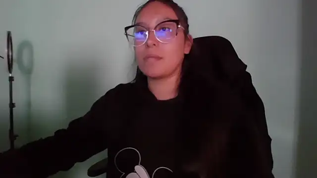 cloe starr online show from September 8, 2025, 9:03 pm