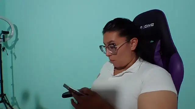 cloe starr online show from October 10, 2025, 11:04 pm