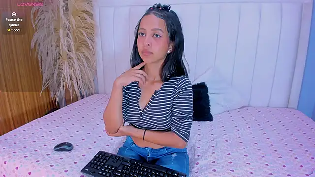 Snapshot of tianna_princess chatting on September 19, 2025, 12:17 pm tianna princess online show from September 19, 2025, 12:17 pm