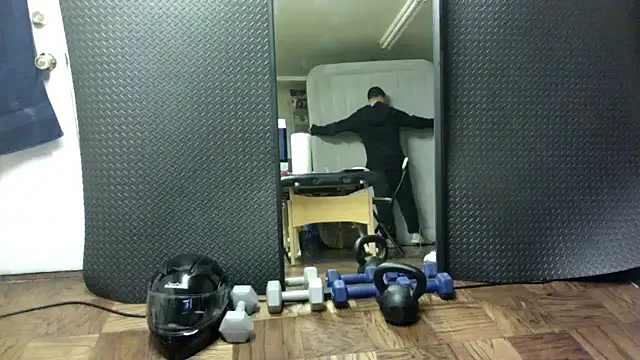 Snapshot of Hassmatica chatting on March 13, 2025, 10:21 pm Hassmatica online show from March 13, 2025, 10:21 pm