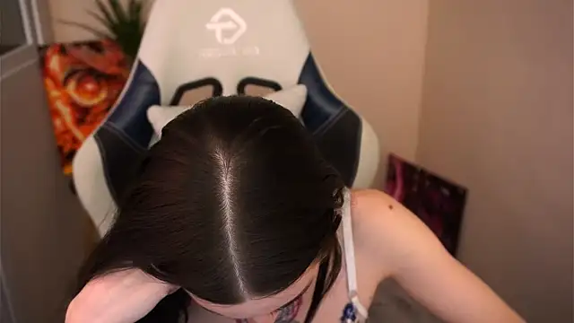 AmyRyder online show from March 17, 2025, 11:54 pm