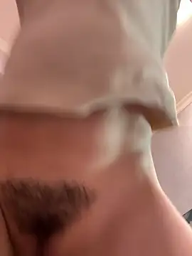 aa520uv online show from February 18, 2026, 2:13 pm