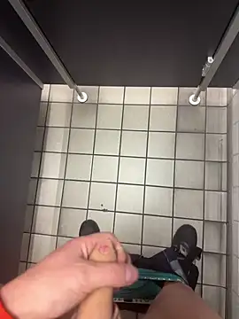 Snapshot of wassermann8484 chatting on October 30, 2025, 11:00 am wassermann8484 online show from October 30, 2025, 11:00 am