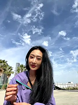 Snapshot of linger-23 chatting on November 28, 2025, 6:05 am linger-23 online show from November 28, 2025, 6:05 am