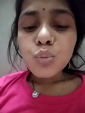 Ayeshaji online show from February 5, 2026, 8:13 pm