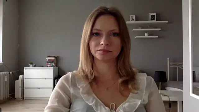 MillieShow online show from September 19, 2025, 2:18 pm