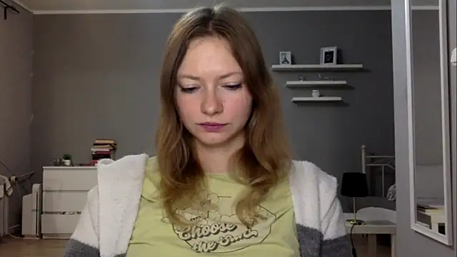 MillieShow online show from November 27, 2025, 10:01 pm