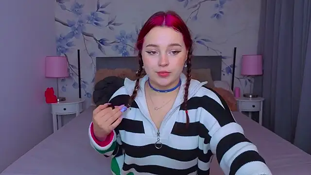 Cute kitty- online show from November 14, 2025, 11:57 pm