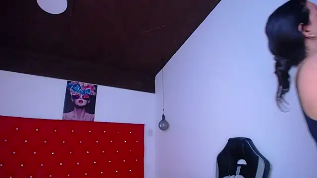 kriss sweetboobs10 online show from May 13, 2026, 12:46 pm