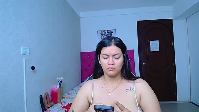 kriss sweetboobs10 online show from July 19, 2026, 12:09 pm