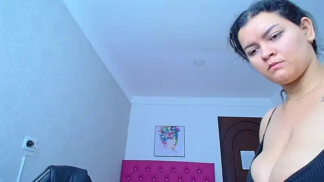 kriss sweetboobs10 online show from July 28, 2026, 12:59 pm