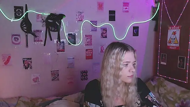 Your Horny Friends online show from October 14, 2025, 2:29 pm