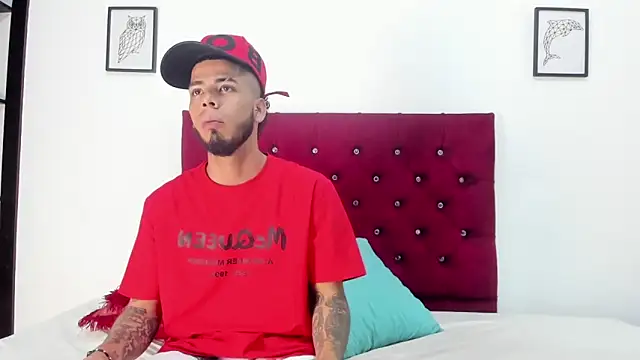 Snapshot of Mia_Collivens chatting on September 30, 2025, 11:15 am Mia Collivens online show from September 30, 2025, 11:15 am