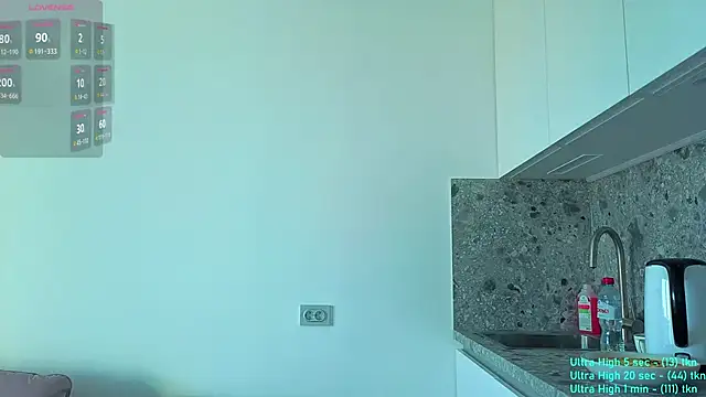 Snapshot of Danny__Magic chatting on September 29, 2025, 1:16 pm Danny  Magic online show from September 29, 2025, 1:16 pm