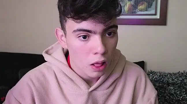 lukeboyce33 online show from March 19, 2025, 4:24 pm