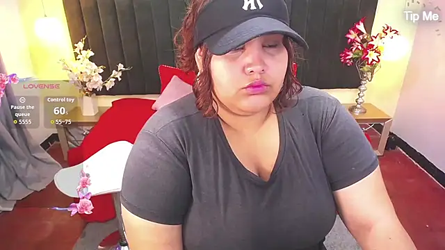 ailyn maury online show from September 21, 2025, 1:40 am