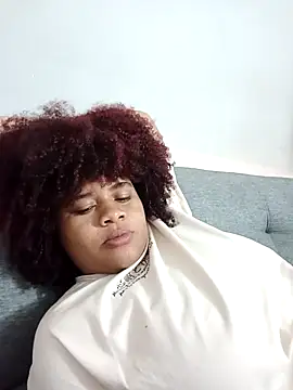 Snapshot of LEIDY_LORENA chatting on October 10, 2025, 8:19 pm LEIDY LORENA online show from October 10, 2025, 8:19 pm