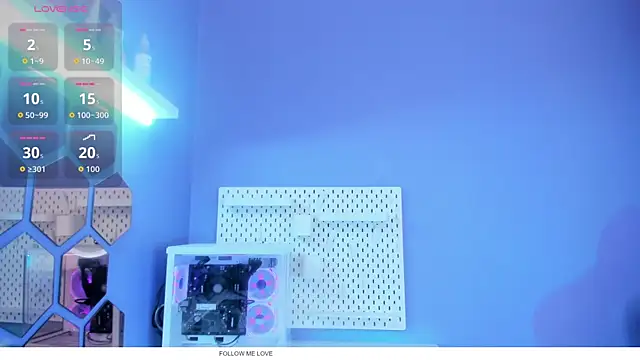 Snapshot of Alice_26_ chatting on November 11, 2025, 1:55 pm Alice 26 online show from November 11, 2025, 1:55 pm