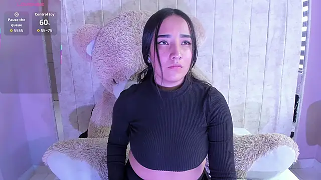 Snapshot of Alice_26_ chatting on November 24, 2025, 1:33 pm Alice 26 online show from November 24, 2025, 1:33 pm