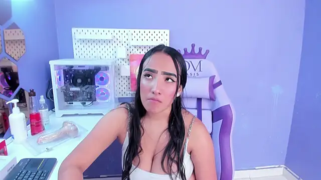 Snapshot of Alice_26_ chatting on February 4, 2026, 1:28 pm Alice 26 online show from February 4, 2026, 1:28 pm