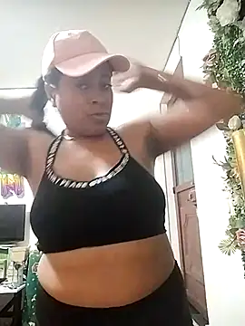 Tu-Reina online show from September 23, 2025, 8:56 pm