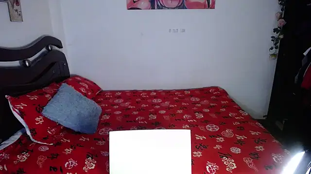 Tu-Reina online show from October 16, 2025, 3:07 am