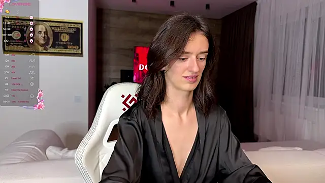 TwinTemptations online show from November 5, 2025, 9:48 pm