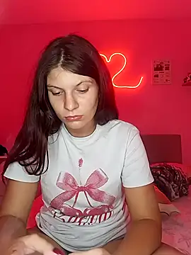 Snapshot of MeCherryy chatting on September 16, 2025, 7:48 pm MeCherryy online show from September 16, 2025, 7:48 pm