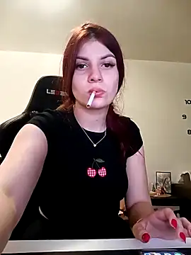 MeCherryy online show from April 22, 2026, 6:31 pm