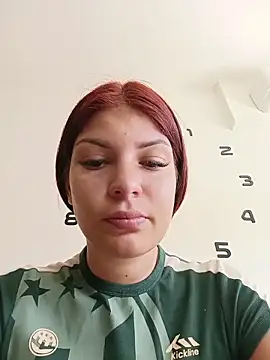 MeCherryy online show from June 15, 2026, 1:46 pm