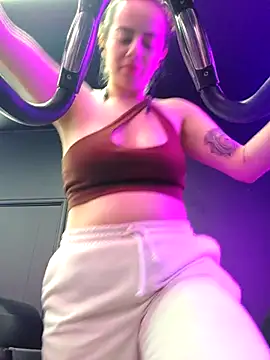 Sairy  online show from March 18, 2026, 4:32 pm