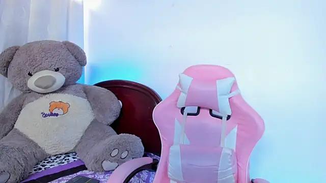 Snapshot of Hairydoll_ chatting on September 19, 2025, 4:07 pm Hairydoll online show from September 19, 2025, 4:07 pm