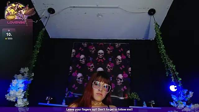 Snapshot of Hairydoll_ chatting on November 4, 2025, 9:14 pm Hairydoll online show from November 4, 2025, 9:14 pm