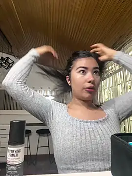 Snapshot of alice_kingsley_ chatting on March 27, 2026, 8:08 pm alice kingsley online show from March 27, 2026, 8:08 pm