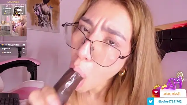 Nicole blake  online show from January 17, 2026, 2:22 pm