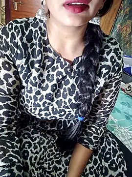 Snapshot of Shalini_telugu09 chatting on March 31, 2026, 10:15 am Shalini telugu09 online show from March 31, 2026, 10:15 am