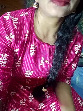 Snapshot of Shalini_telugu09 chatting on May 8, 2026, 2:33 pm Shalini telugu09 online show from May 8, 2026, 2:33 pm