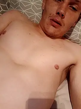 Snapshot of LargeElectrolyte7 chatting on October 12, 2025, 4:00 am LargeElectrolyte7 online show from October 12, 2025, 4:00 am