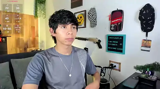 Snapshot of Yaiden_11 chatting on March 18, 2025, 10:36 am Yaiden 11 online show from March 18, 2025, 10:36 am