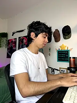 Snapshot of Yaiden_11 chatting on September 25, 2025, 11:03 am Yaiden 11 online show from September 25, 2025, 11:03 am