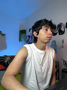 Snapshot of Yaiden_11 chatting on October 5, 2025, 10:02 am Yaiden 11 online show from October 5, 2025, 10:02 am