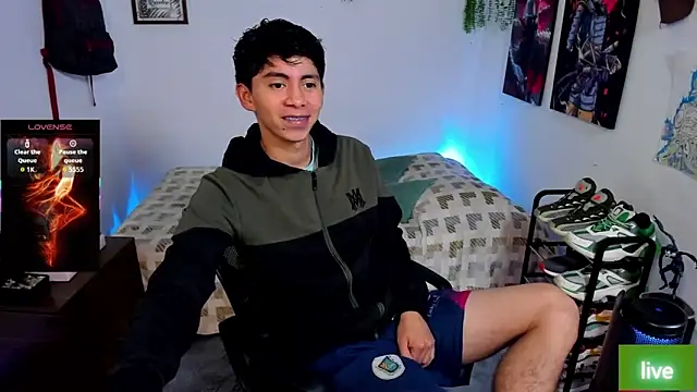 Snapshot of Yaiden_11 chatting on November 9, 2025, 10:13 am Yaiden 11 online show from November 9, 2025, 10:13 am